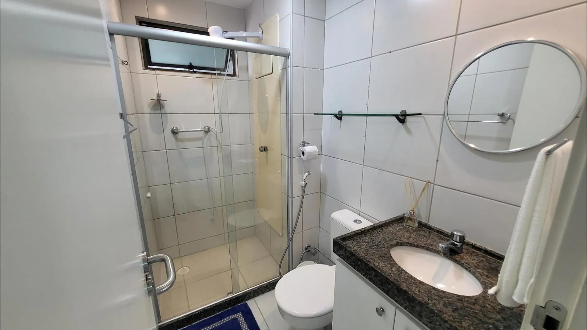 Confortavel Apartamento Com 2 Quartos, Sendo Um Suite, Varanda, Ampla Sala, Cozinha Area De Servico E Banheiro Social Recife Apartment